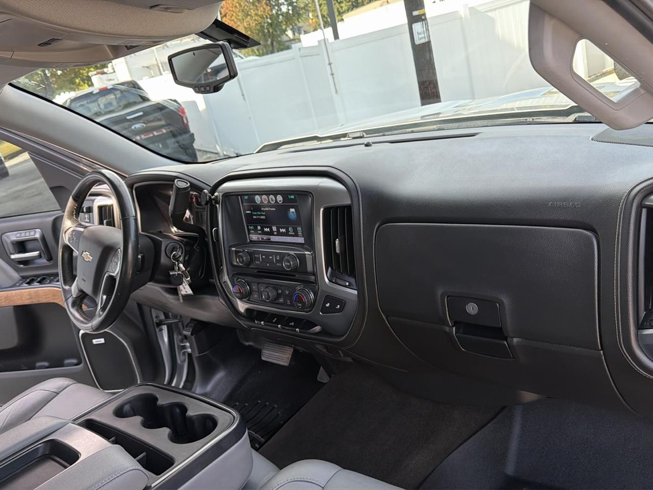 Chevrolet Silverado 1500 LTZ Crew Cab 4WD 2017