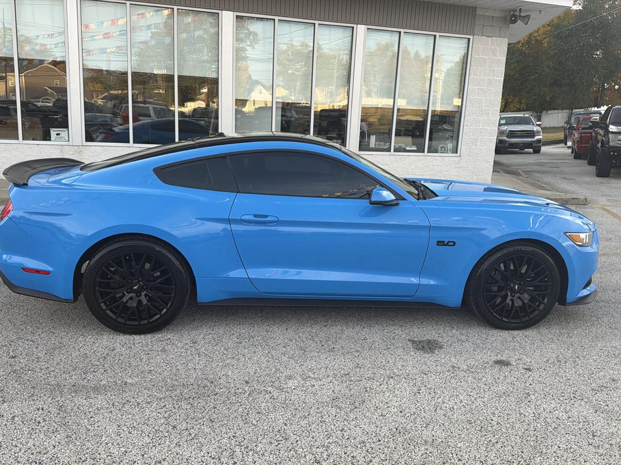 Ford Mustang GT Premium Coupe 2017