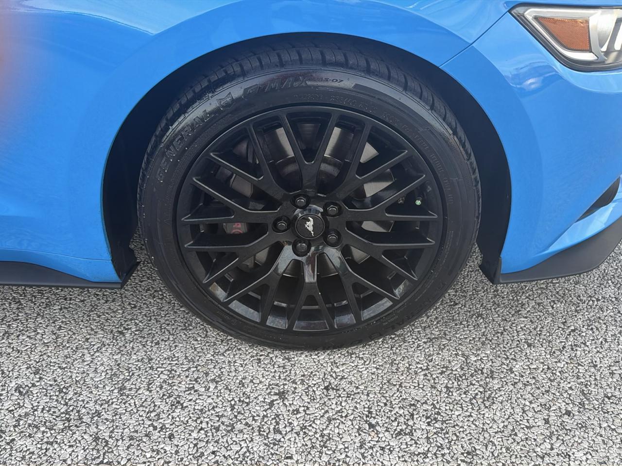 Ford Mustang GT Premium Coupe 2017