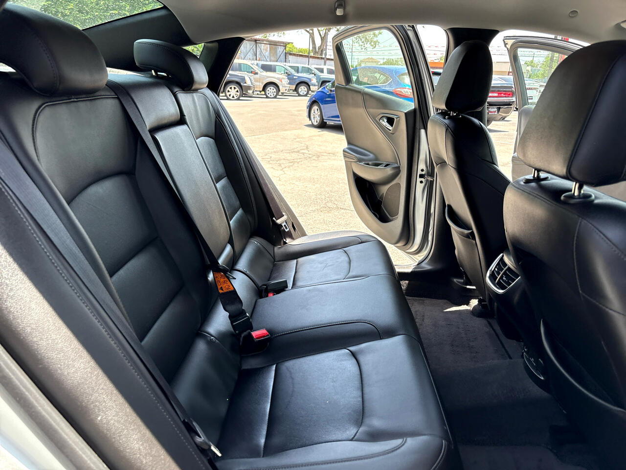 Chevrolet Malibu 4dr Sdn LT w/1LT 2018 Chevrolet Malibu 4dr Sdn LT w/1LT 2018