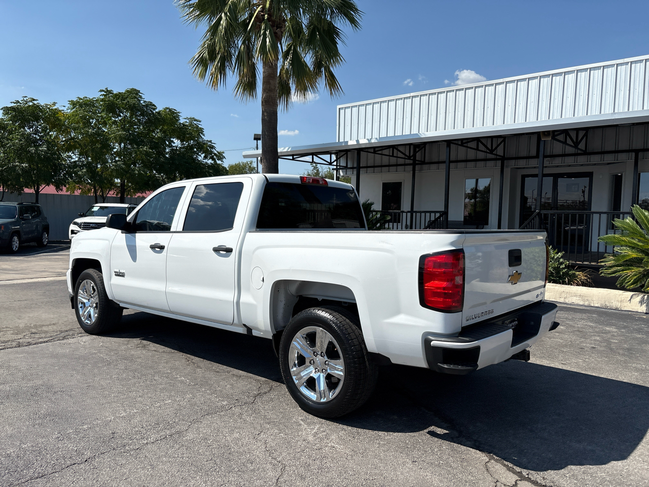 Chevrolet Silverado 1500 2WD Crew Cab 143.5" Custom 2018 Chevrolet Silverado 1500 2WD Crew Cab 143.5" Custom 2018
