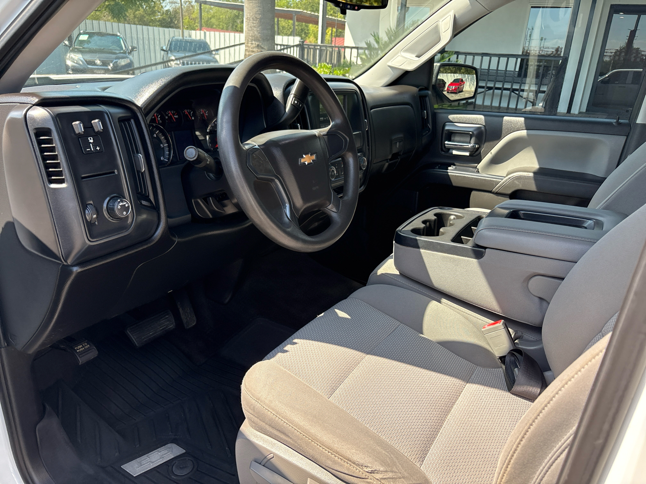 Chevrolet Silverado 1500 2WD Crew Cab 143.5" Custom 2018 Chevrolet Silverado 1500 2WD Crew Cab 143.5" Custom 2018