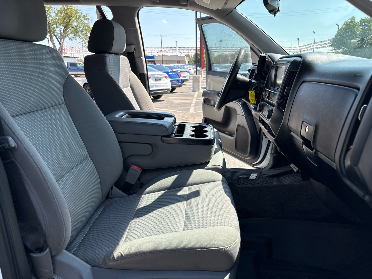 Chevrolet Silverado 1500 2WD Crew Cab 143.5" Custom 2018 Chevrolet Silverado 1500 2WD Crew Cab 143.5" Custom 2018