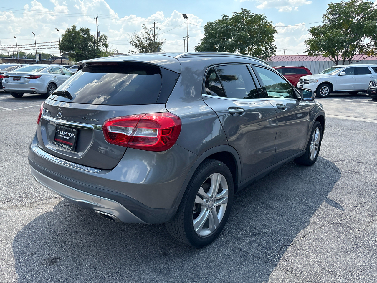 Mercedes-Benz GLA GLA 250 4MATIC SUV 2017 Mercedes-Benz GLA GLA 250 4MATIC SUV 2017