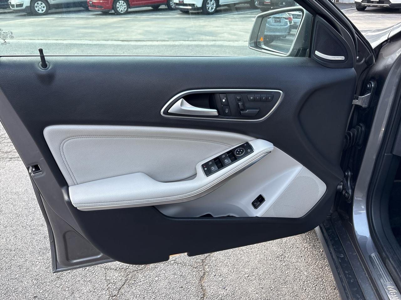 Mercedes-Benz GLA GLA 250 4MATIC SUV 2017 Mercedes-Benz GLA GLA 250 4MATIC SUV 2017