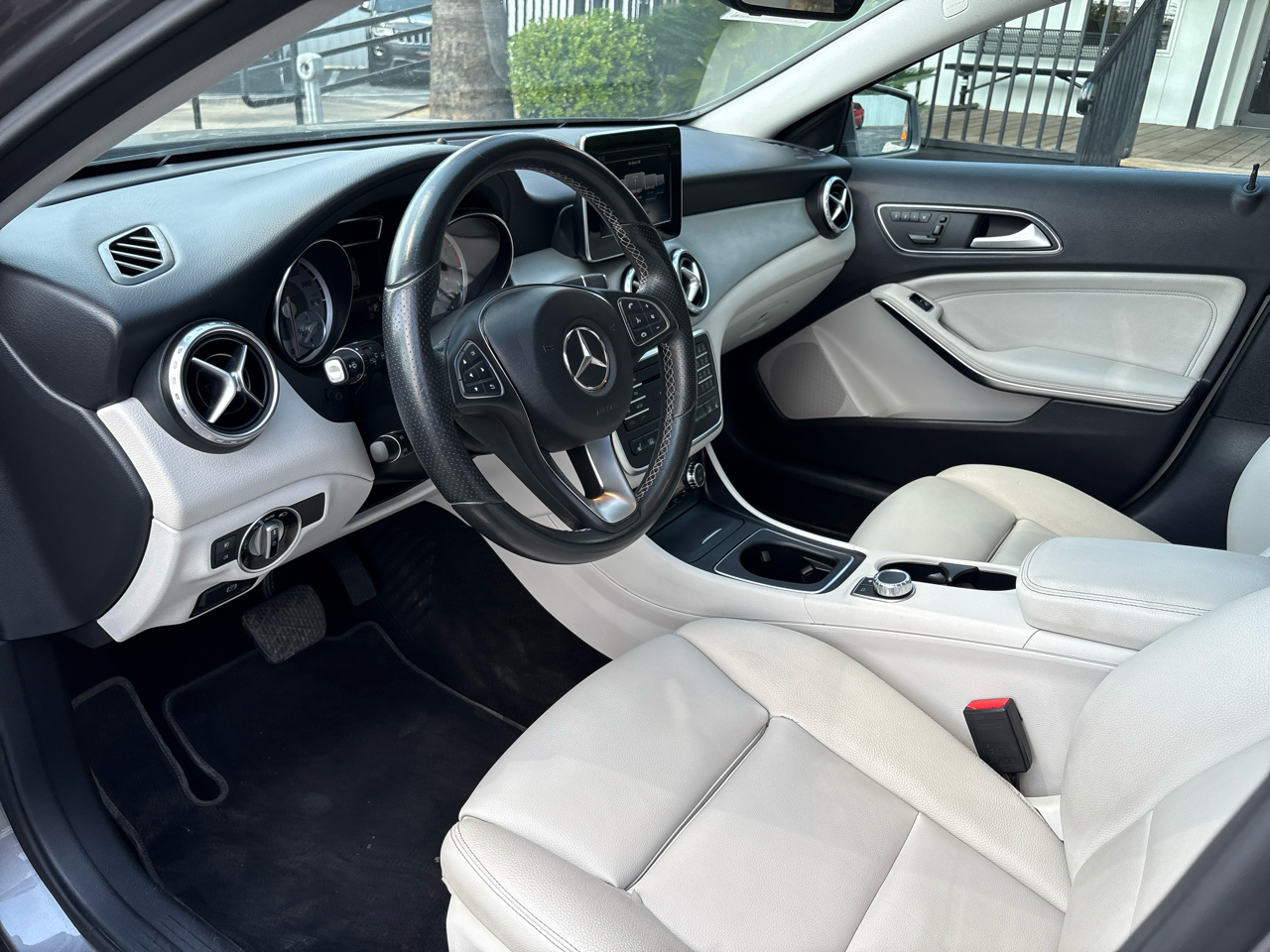 Mercedes-Benz GLA GLA 250 4MATIC SUV 2017 Mercedes-Benz GLA GLA 250 4MATIC SUV 2017