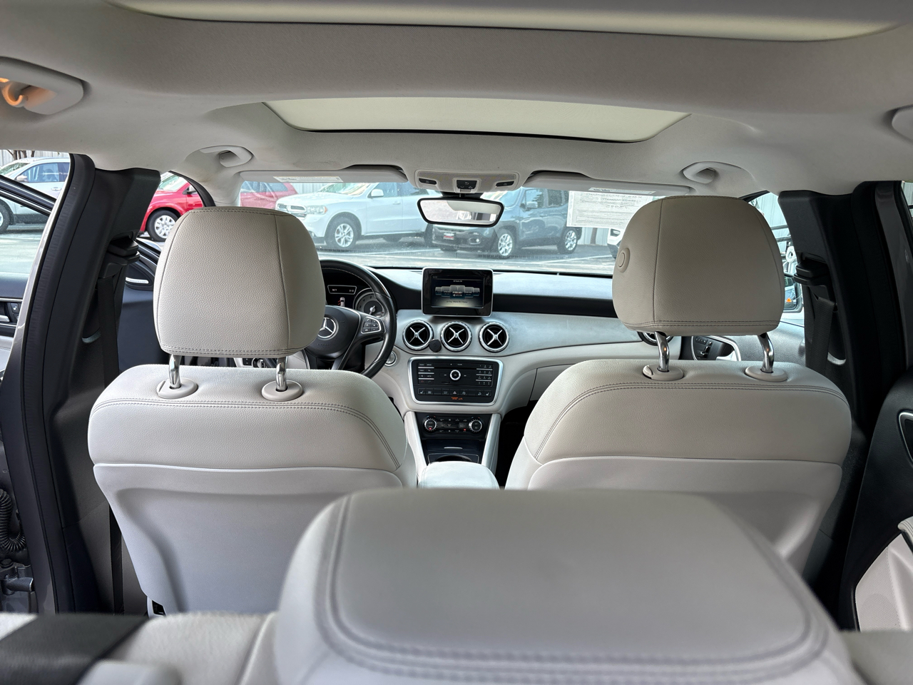 Mercedes-Benz GLA GLA 250 4MATIC SUV 2017 Mercedes-Benz GLA GLA 250 4MATIC SUV 2017