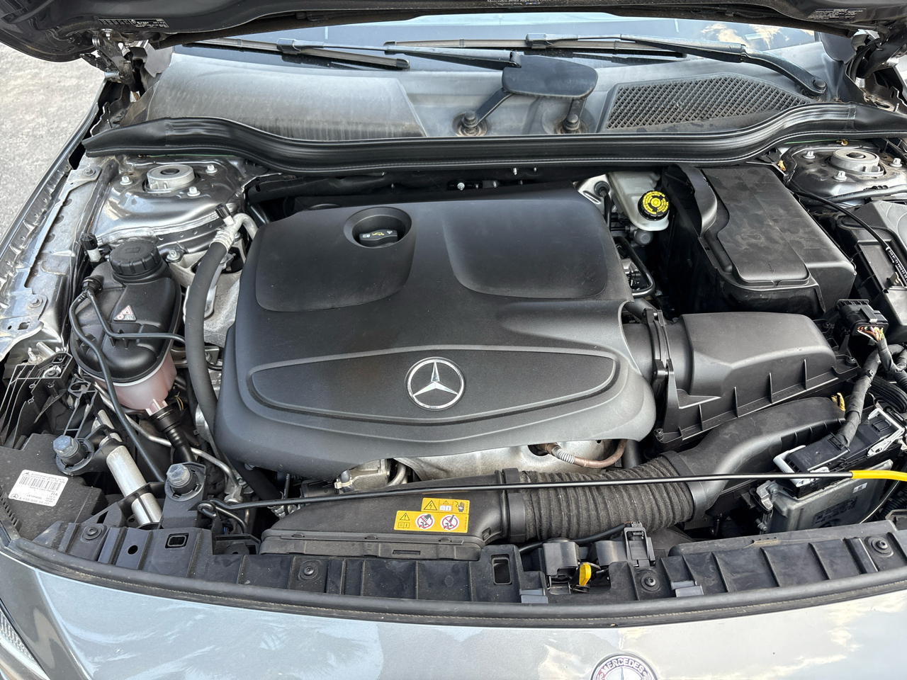 Mercedes-Benz GLA GLA 250 4MATIC SUV 2017 Mercedes-Benz GLA GLA 250 4MATIC SUV 2017