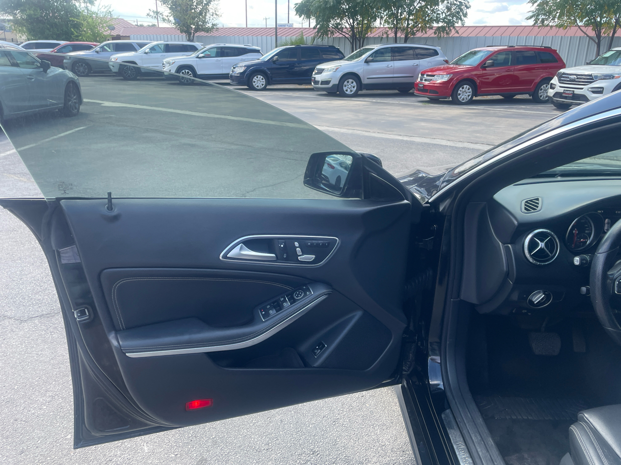 Mercedes-Benz CLA CLA 250 4MATIC Coupe 2017 Mercedes-Benz CLA CLA 250 4MATIC Coupe 2017