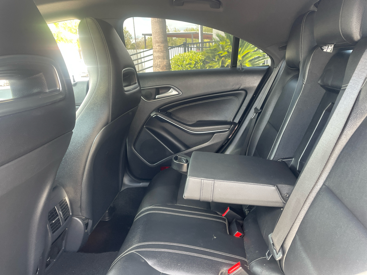 Mercedes-Benz CLA CLA 250 4MATIC Coupe 2017 Mercedes-Benz CLA CLA 250 4MATIC Coupe 2017