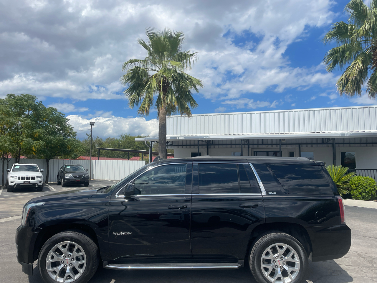 GMC Yukon 2WD 4dr SLE 2019 GMC Yukon 2WD 4dr SLE 2019
