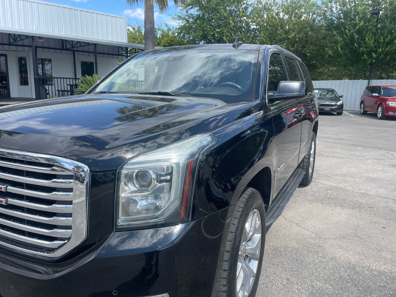 GMC Yukon 2WD 4dr SLE 2019 GMC Yukon 2WD 4dr SLE 2019