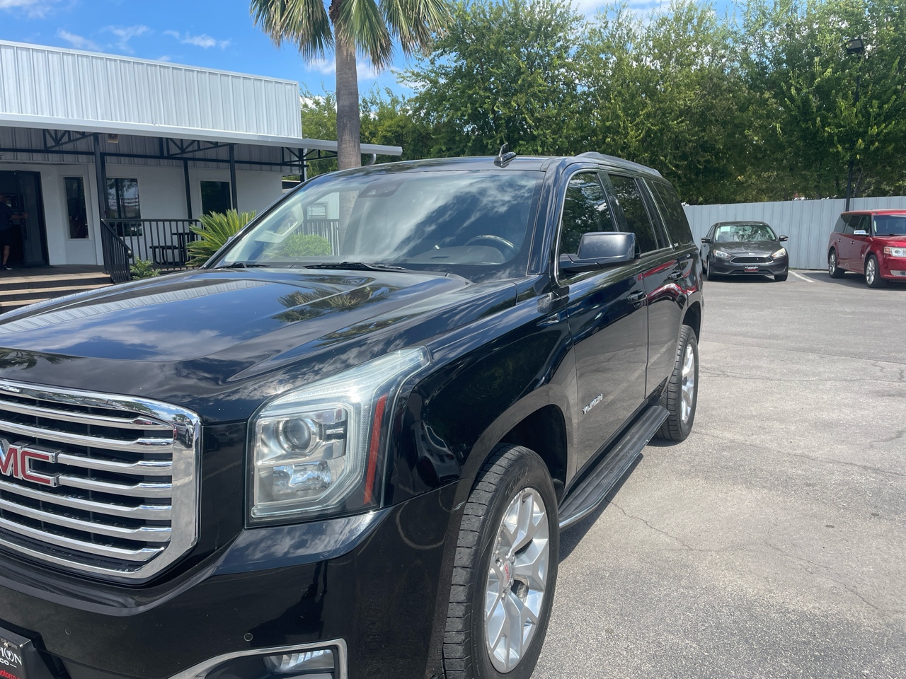GMC Yukon 2WD 4dr SLE 2019 GMC Yukon 2WD 4dr SLE 2019
