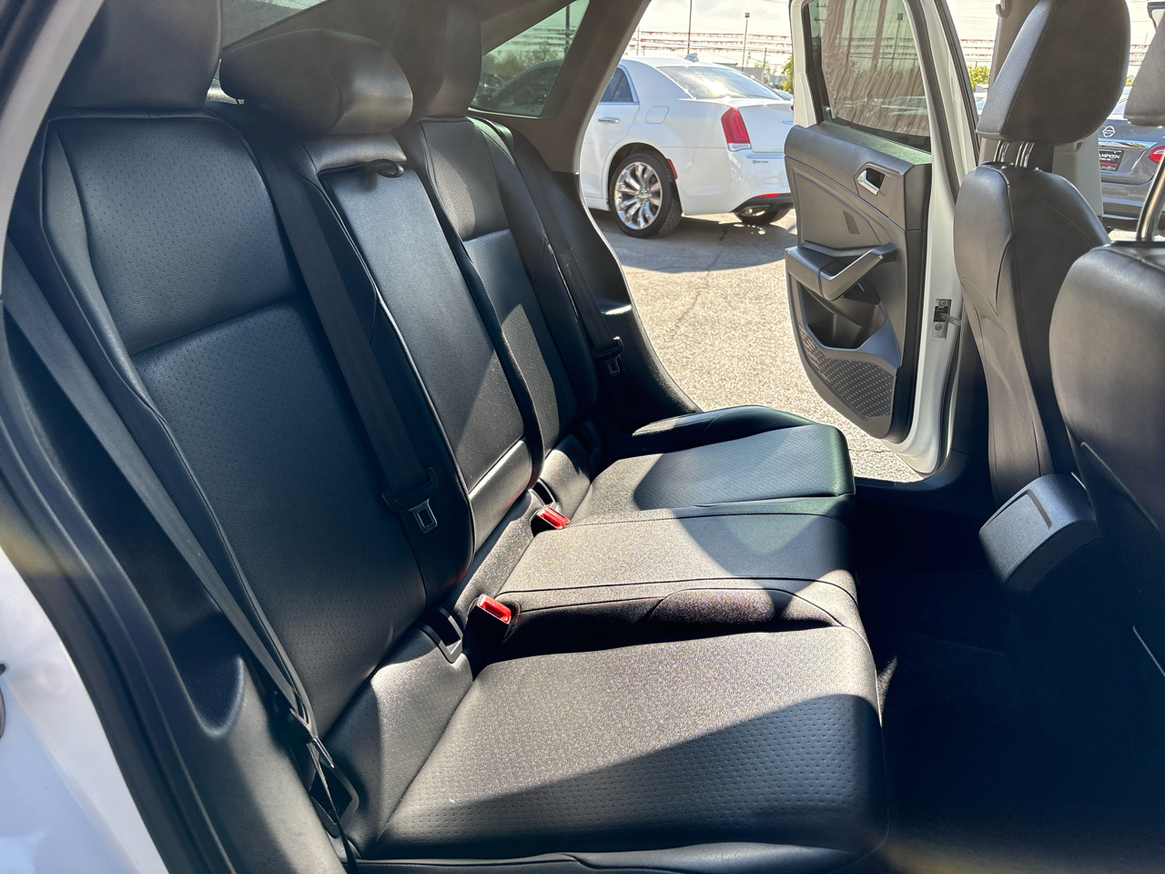 Volkswagen Jetta R-Line Auto w/SULEV 2019