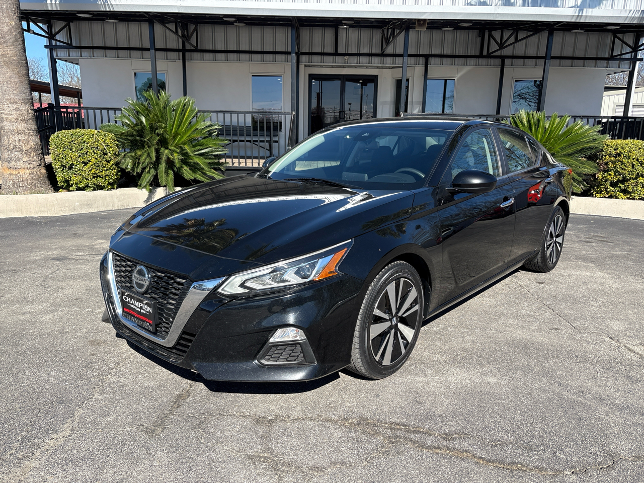 Nissan Altima 2.5 SV Sedan 2021