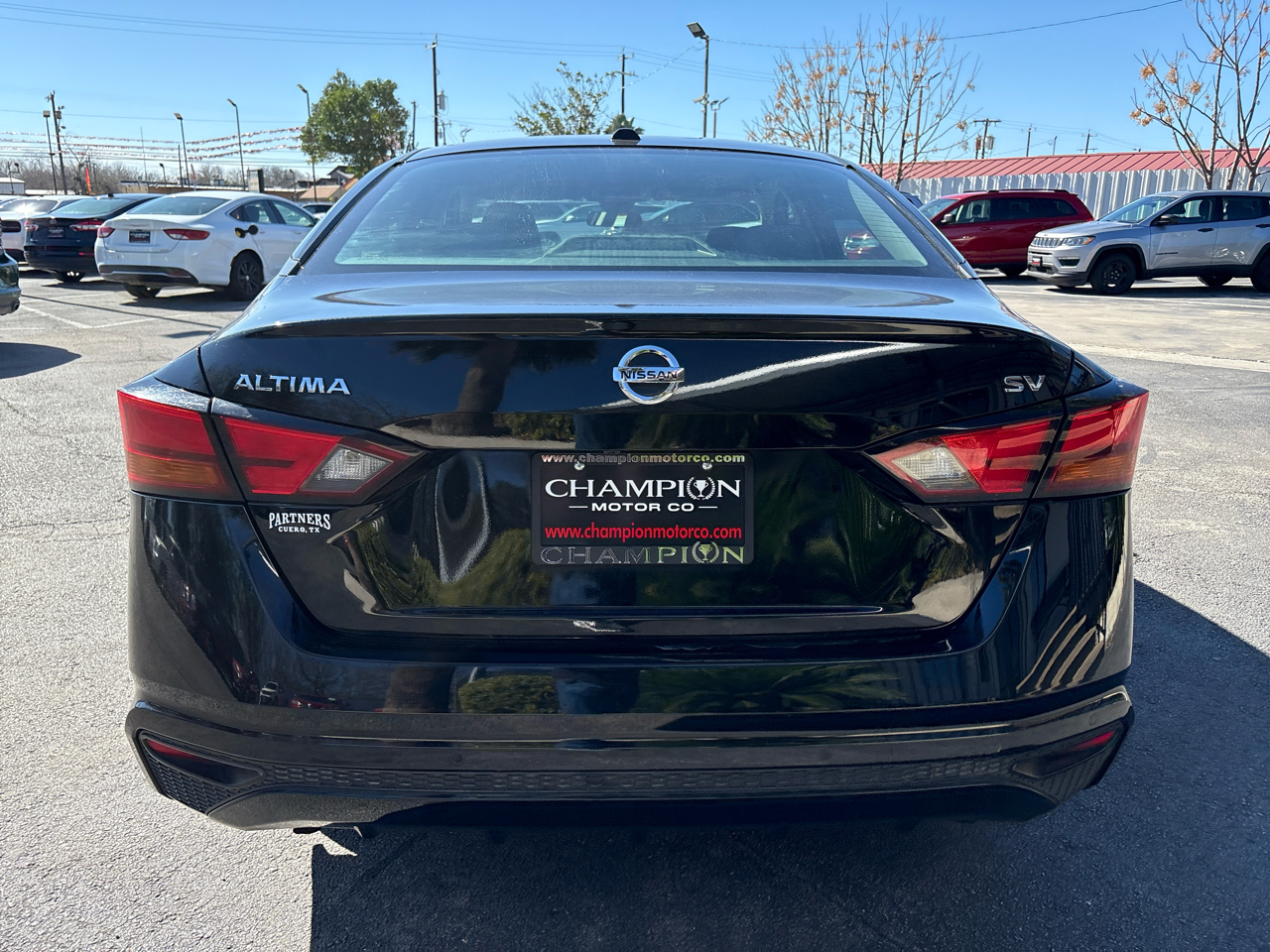 Nissan Altima 2.5 SV Sedan 2021