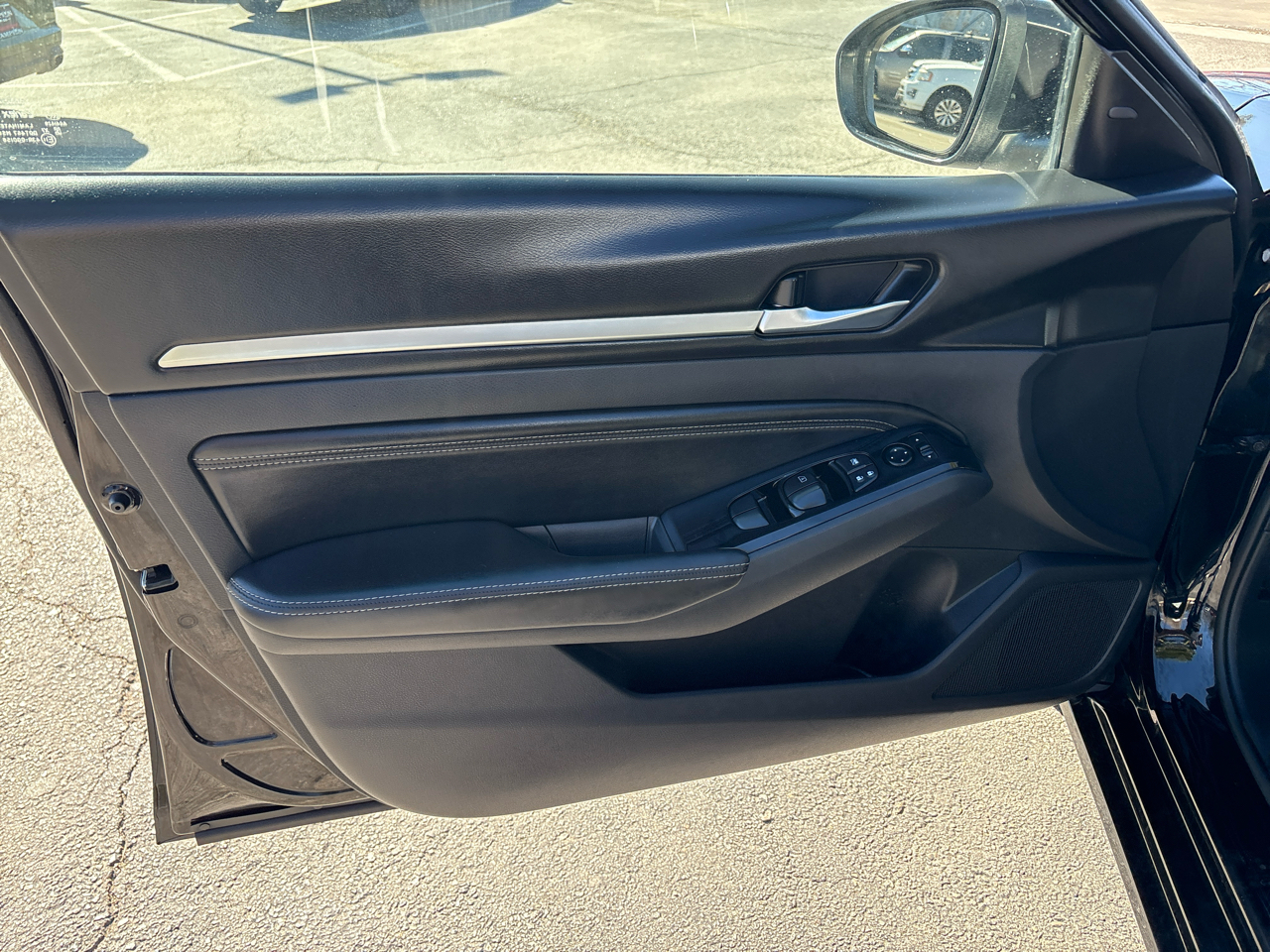 Nissan Altima 2.5 SV Sedan 2021