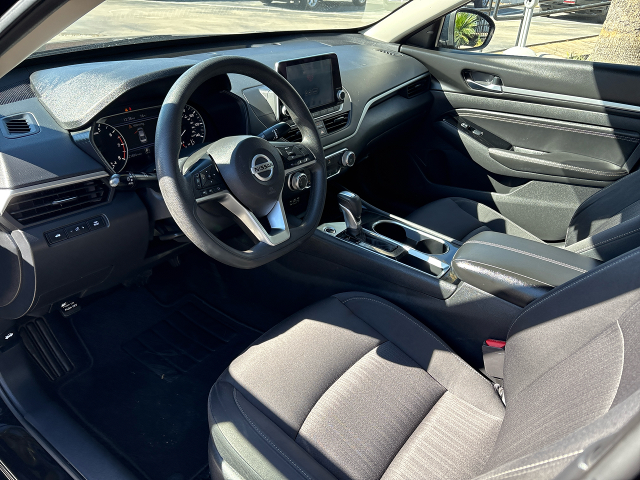 Nissan Altima 2.5 SV Sedan 2021