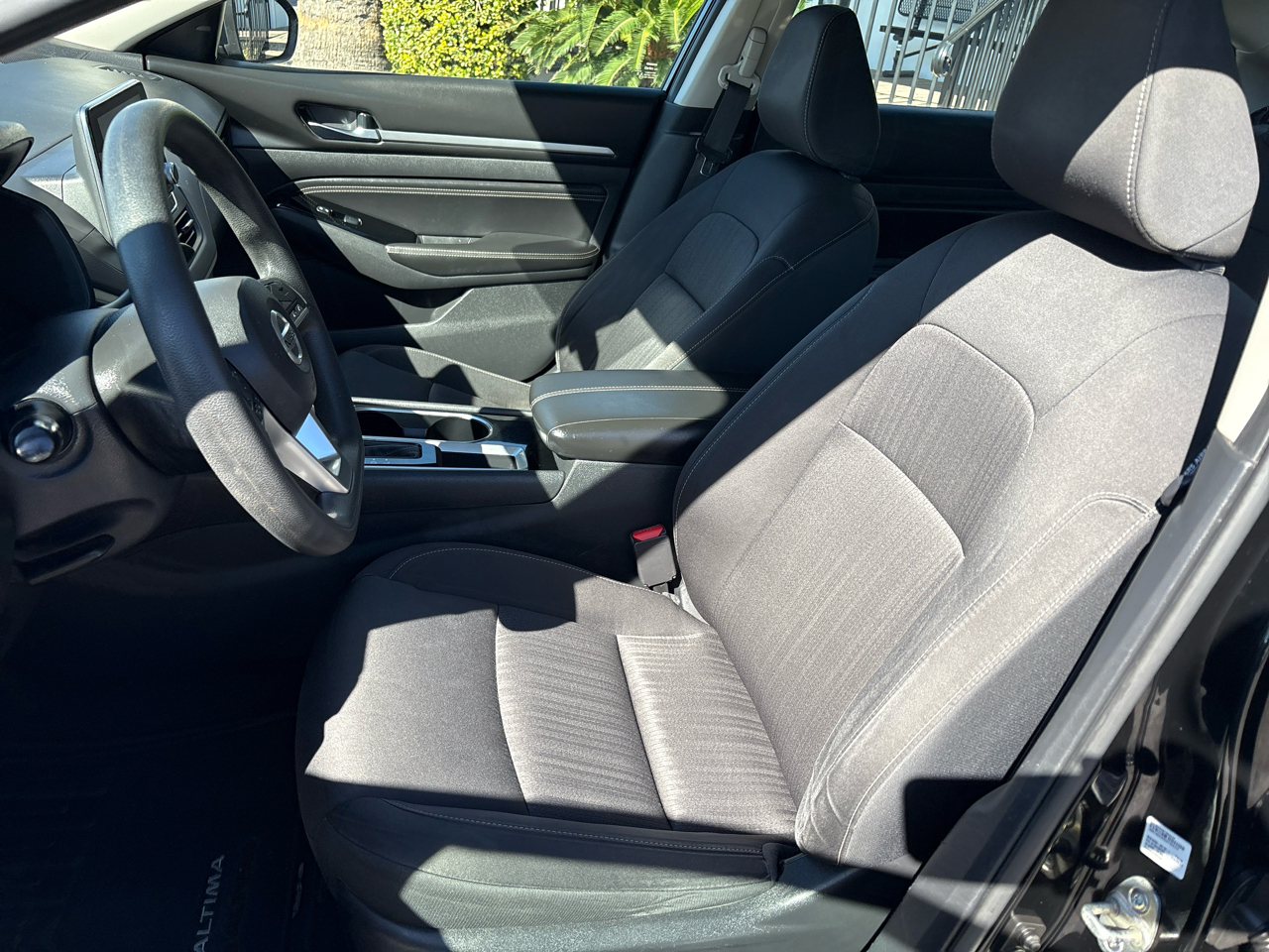 Nissan Altima 2.5 SV Sedan 2021