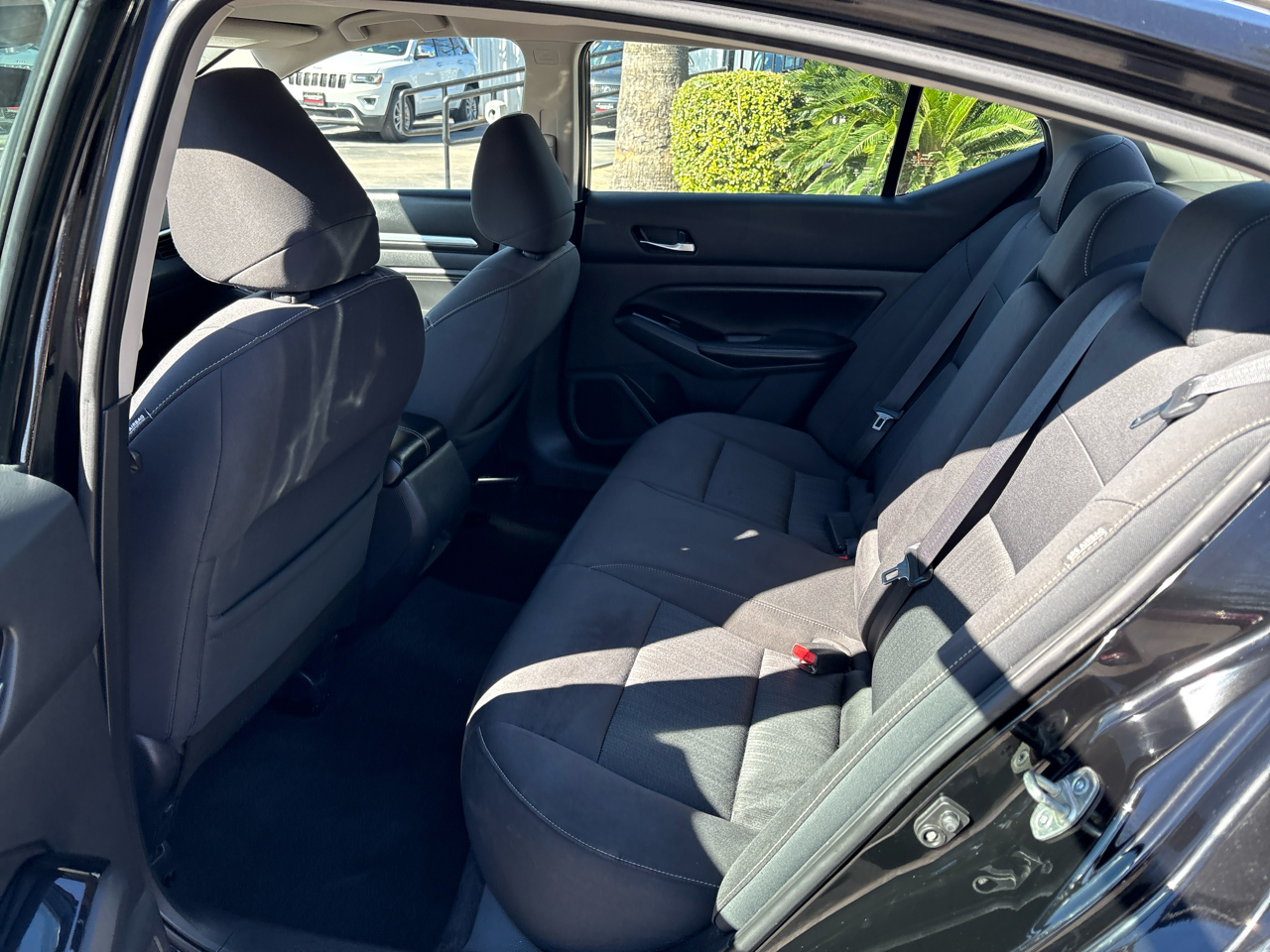 Nissan Altima 2.5 SV Sedan 2021