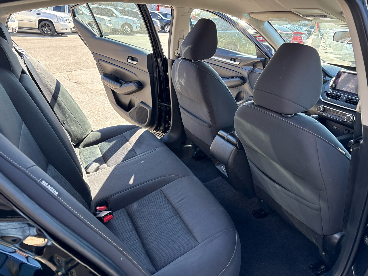 Nissan Altima 2.5 SV Sedan 2021