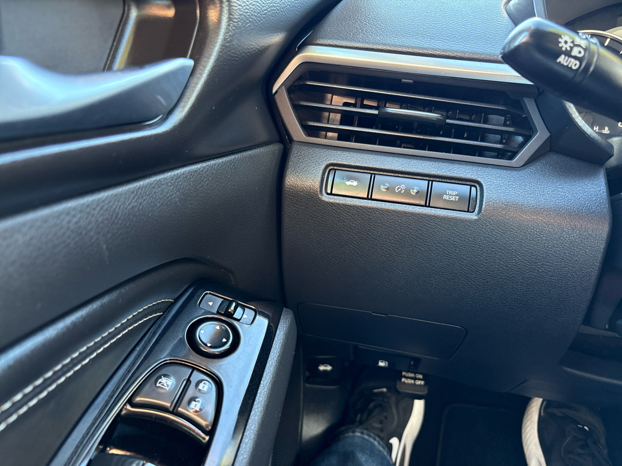 Nissan Altima 2.5 SV Sedan 2021