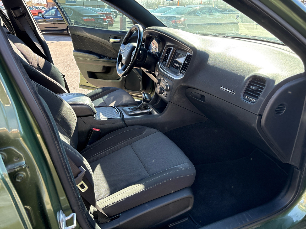 Dodge Charger SXT RWD 2020