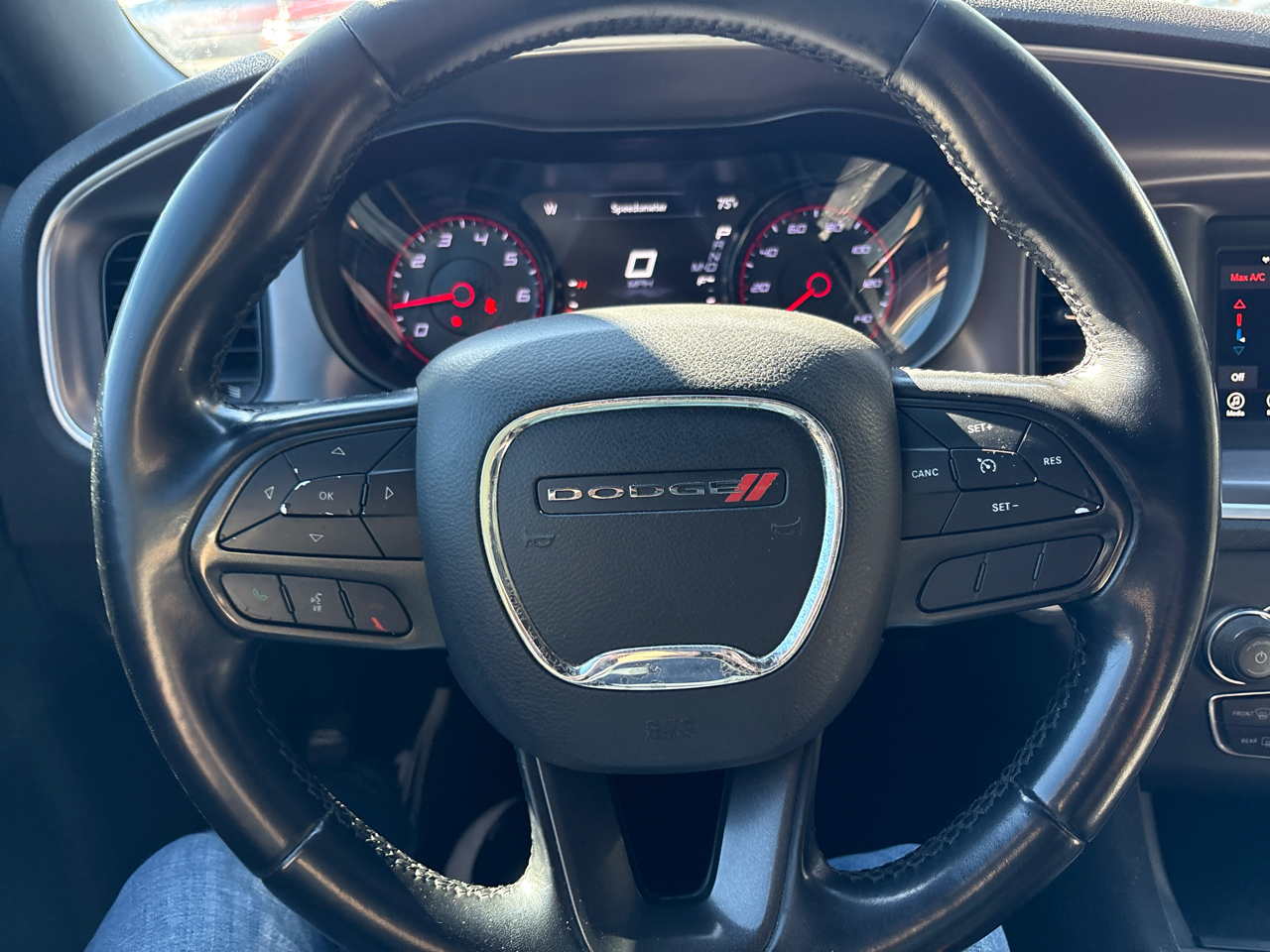 Dodge Charger SXT RWD 2020