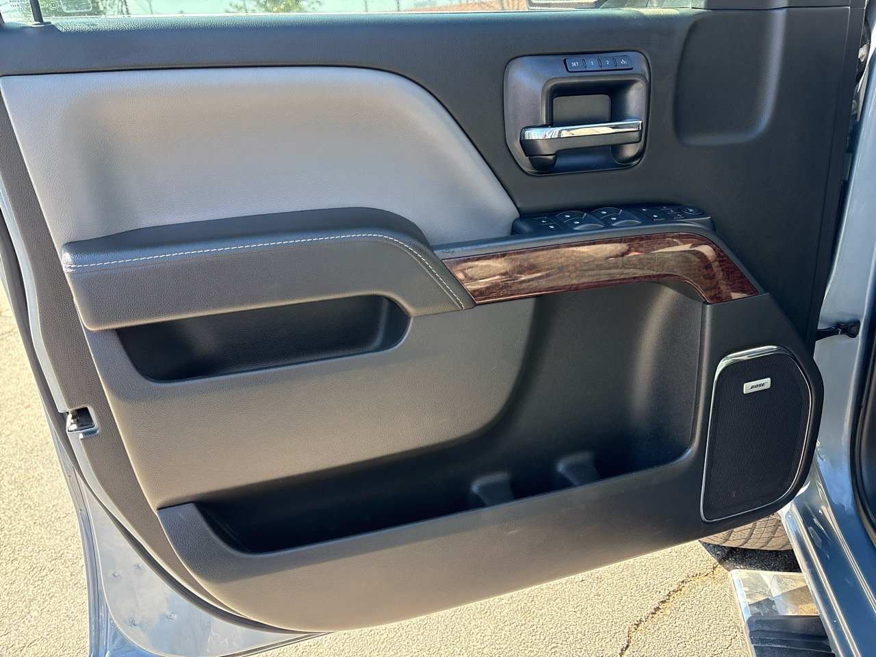 GMC Sierra 1500 2WD Crew Cab 143.5" SLT 2016