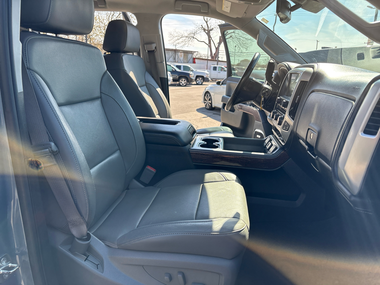 GMC Sierra 1500 2WD Crew Cab 143.5" SLT 2016