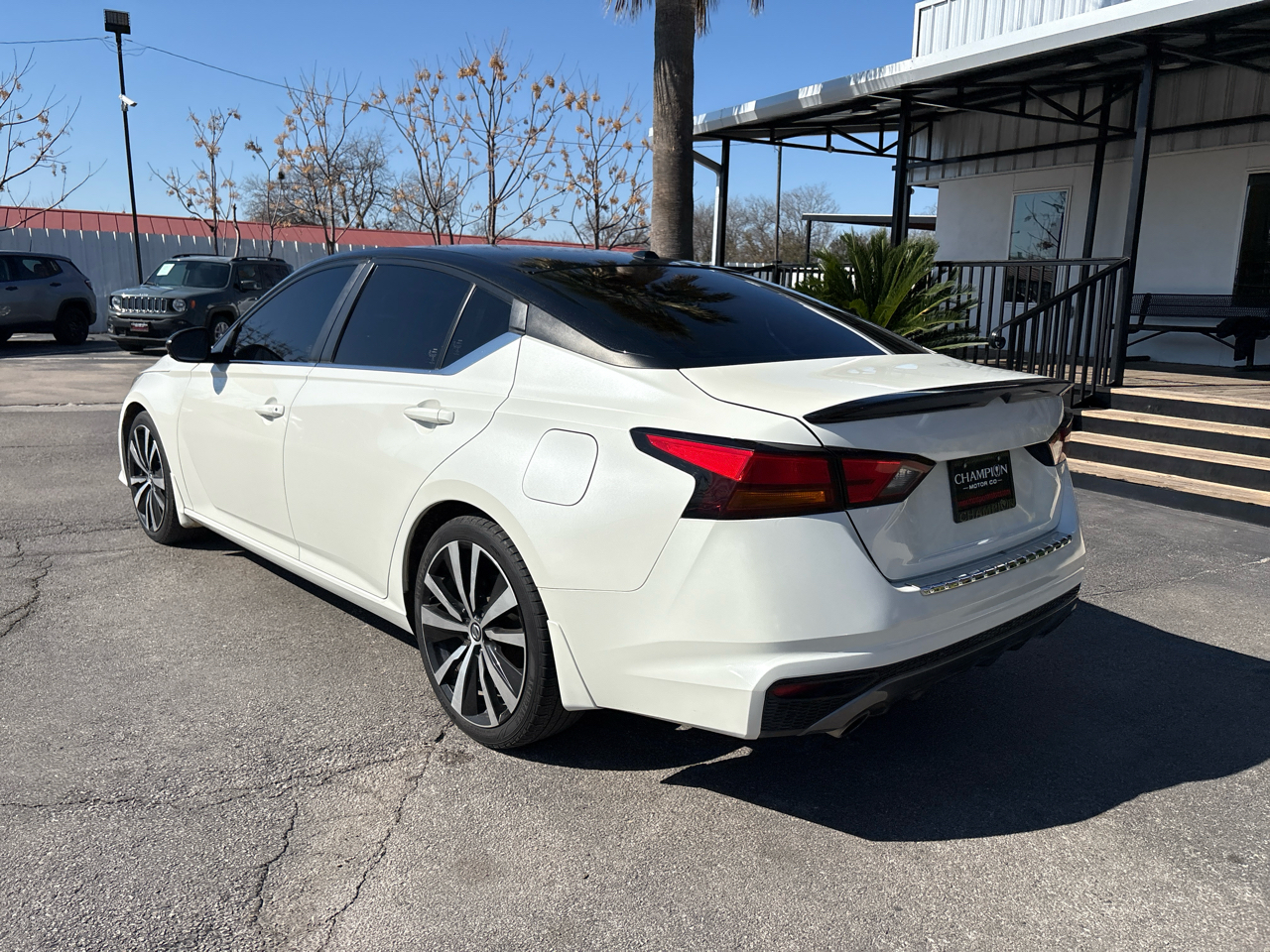 Nissan Altima 2.5 SR Sedan 2019