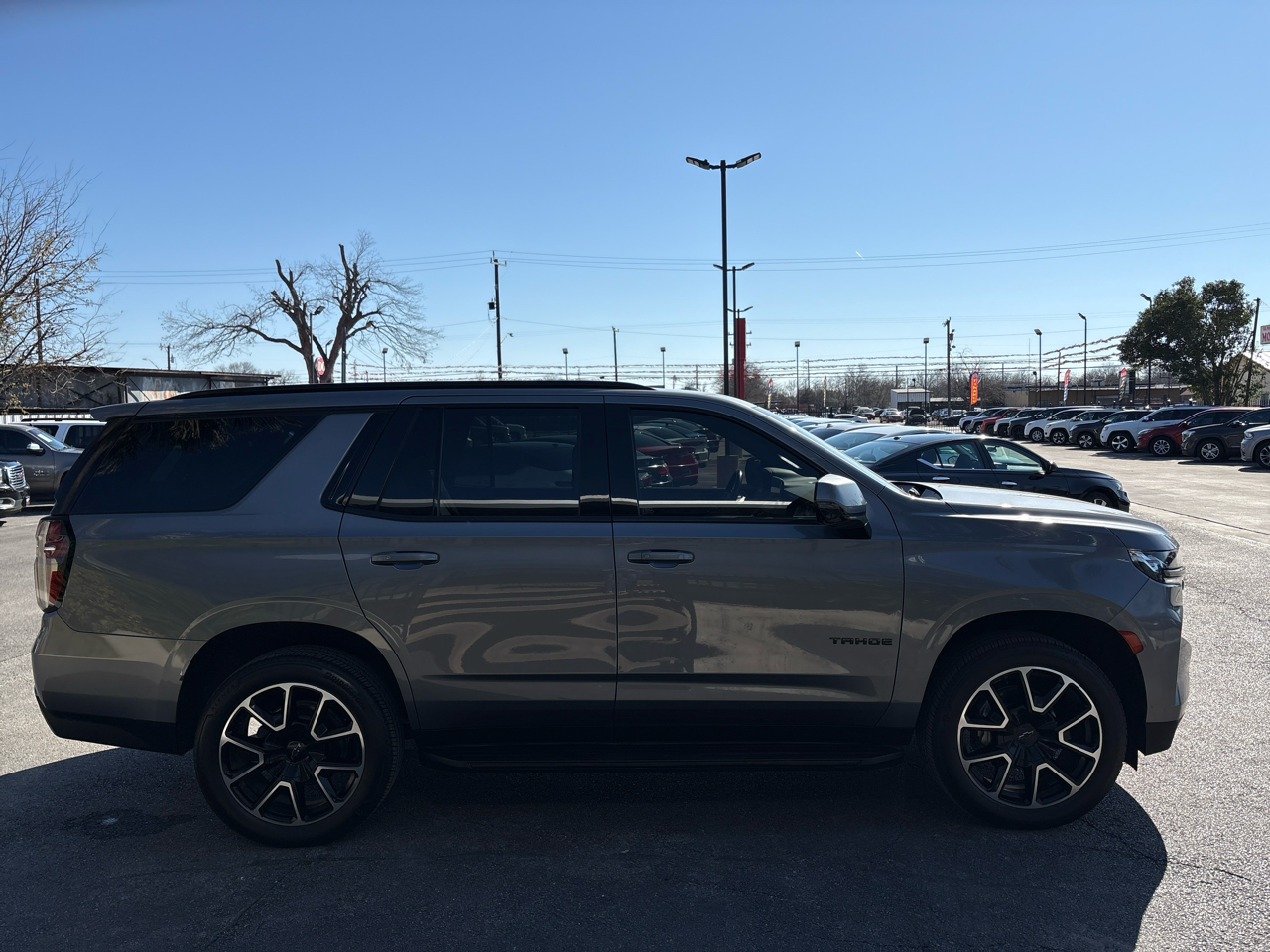 Chevrolet Tahoe 4WD 4dr RST 2022