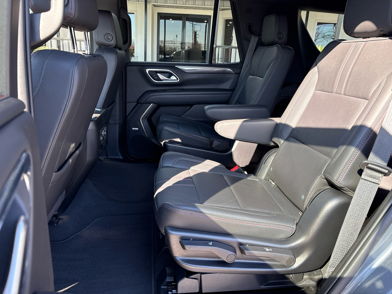 Chevrolet Tahoe 4WD 4dr RST 2022