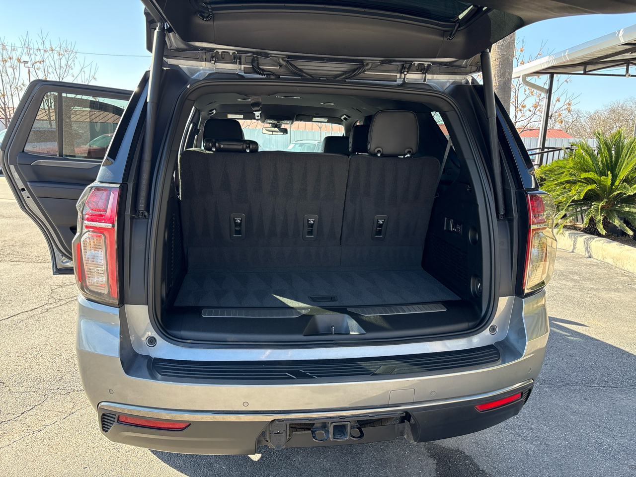 Chevrolet Tahoe 4WD 4dr RST 2022