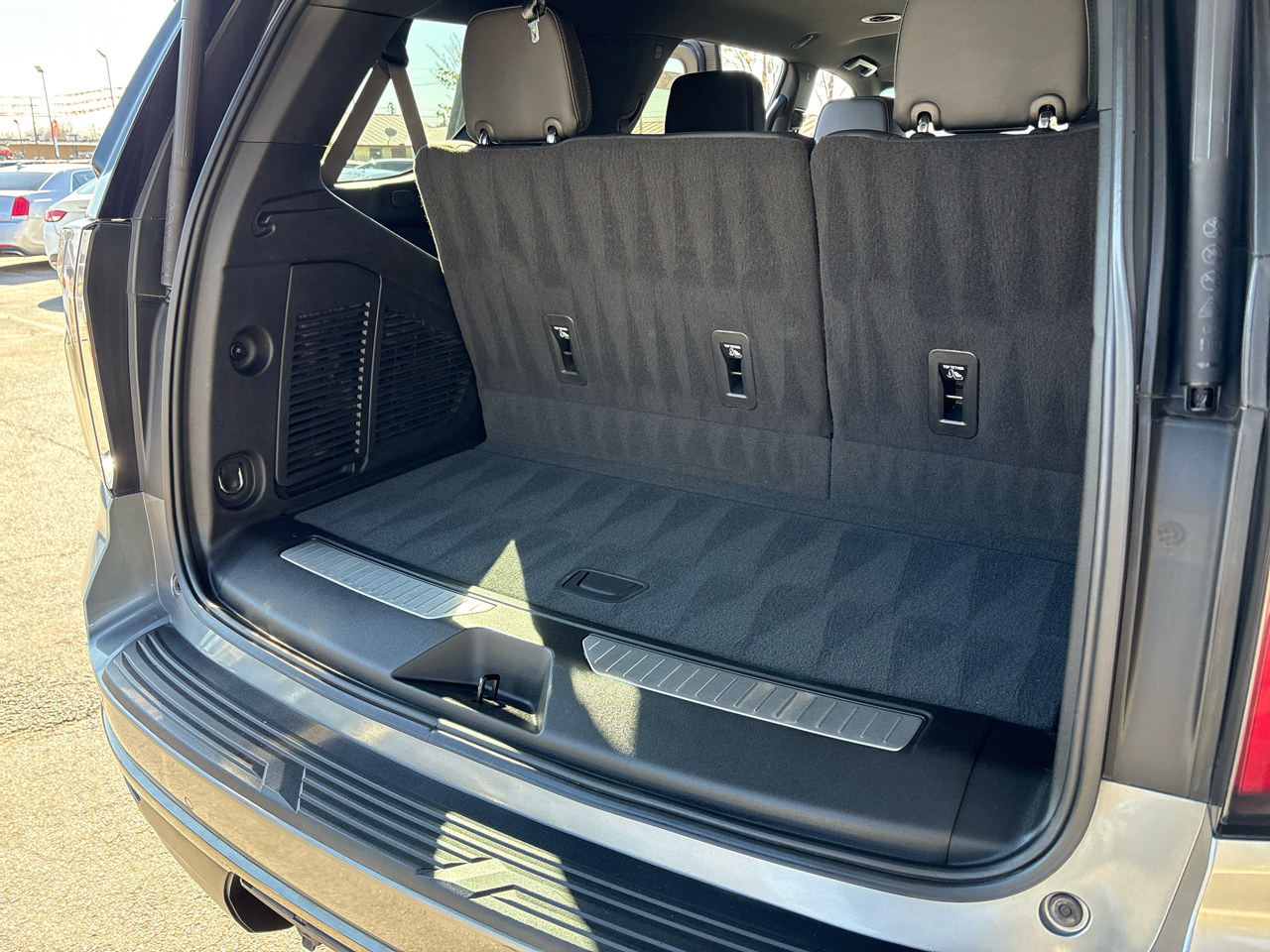 Chevrolet Tahoe 4WD 4dr RST 2022