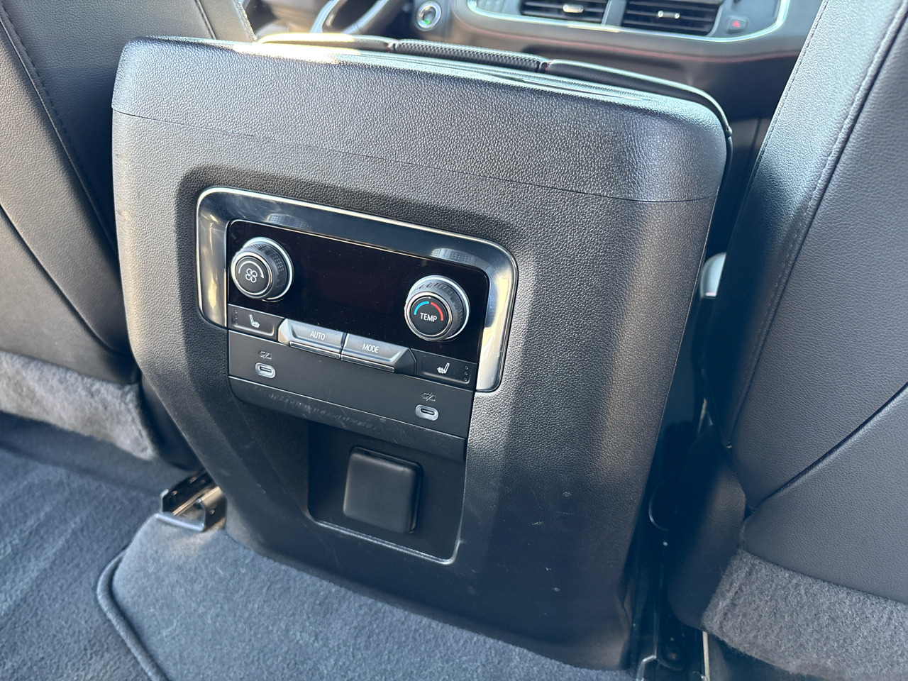 Chevrolet Tahoe 4WD 4dr RST 2022