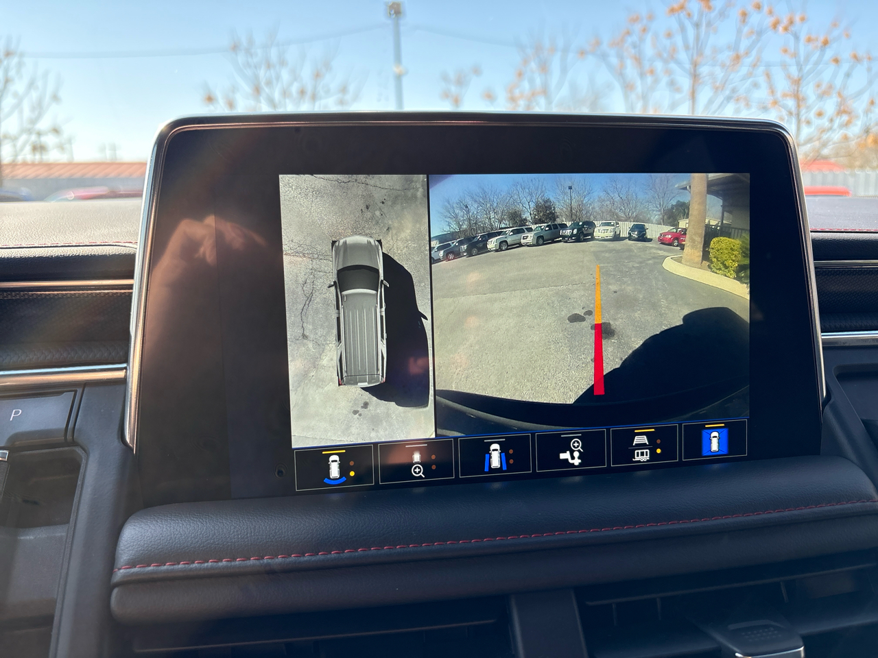 Chevrolet Tahoe 4WD 4dr RST 2022