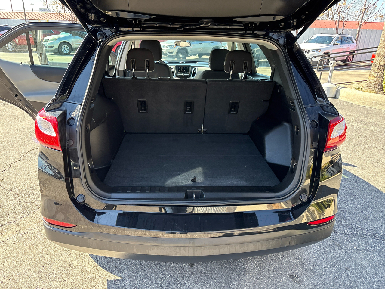 Chevrolet Equinox FWD 4dr LS w/1LS 2019