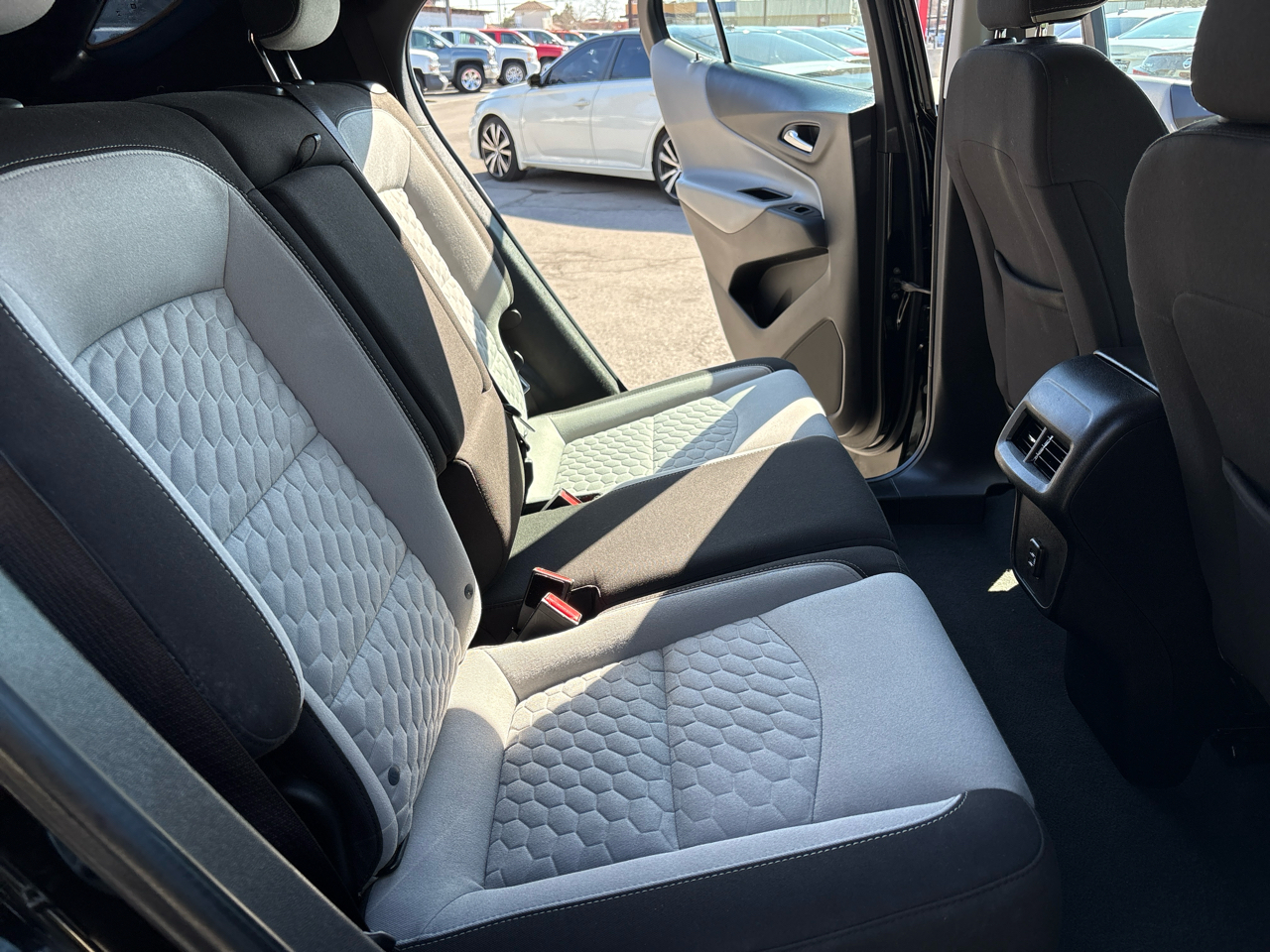 Chevrolet Equinox FWD 4dr LS w/1LS 2019