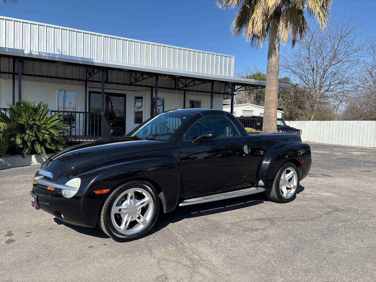 Chevrolet SSR Reg Cab 116.0" WB LS 2004