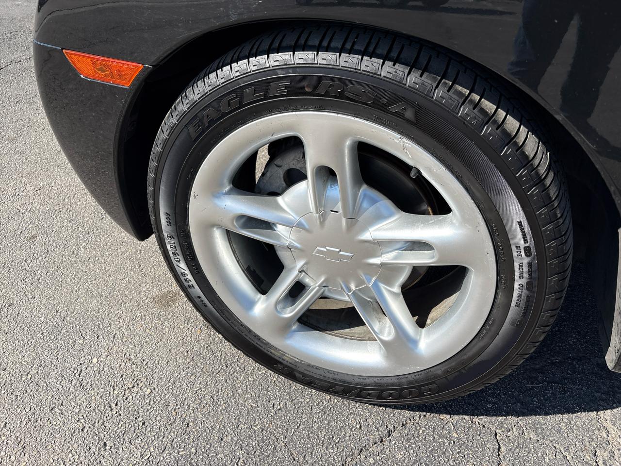 Chevrolet SSR Reg Cab 116.0" WB LS 2004