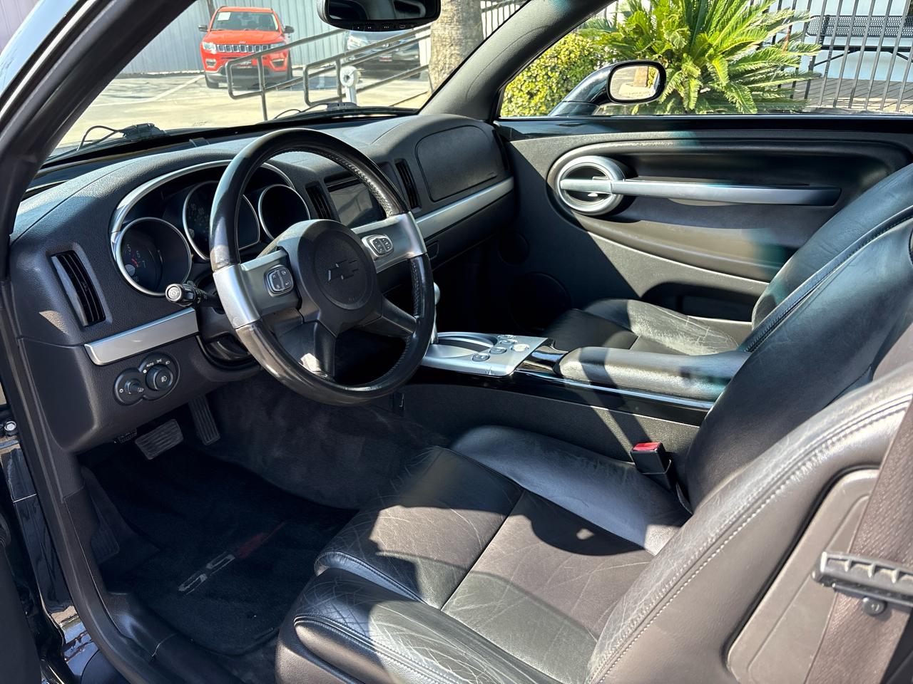 Chevrolet SSR Reg Cab 116.0" WB LS 2004