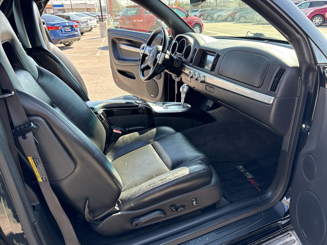 Chevrolet SSR Reg Cab 116.0" WB LS 2004