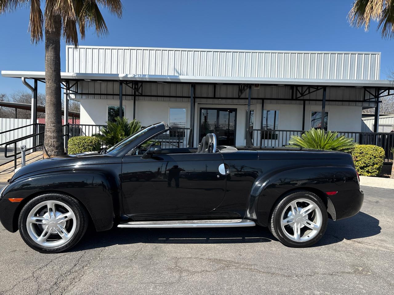 Chevrolet SSR Reg Cab 116.0" WB LS 2004