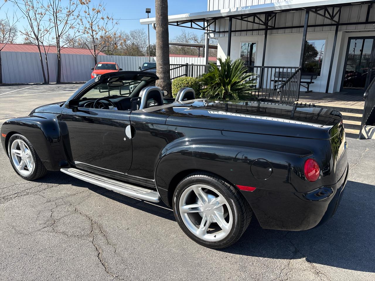 Chevrolet SSR Reg Cab 116.0" WB LS 2004