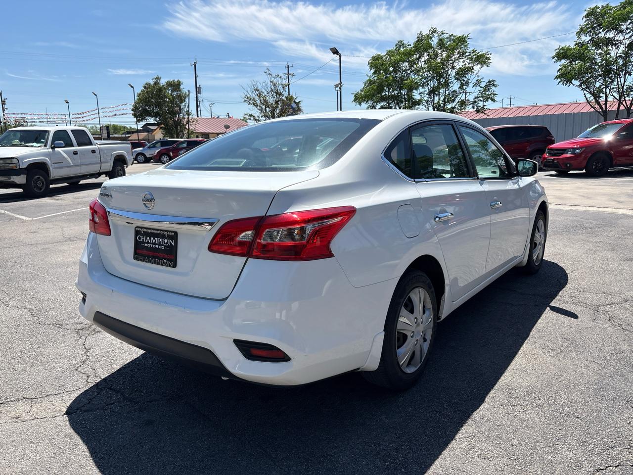 Nissan Sentra S CVT 2019