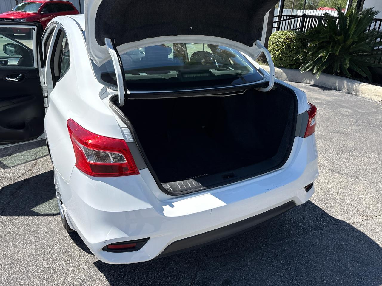 Nissan Sentra S CVT 2019