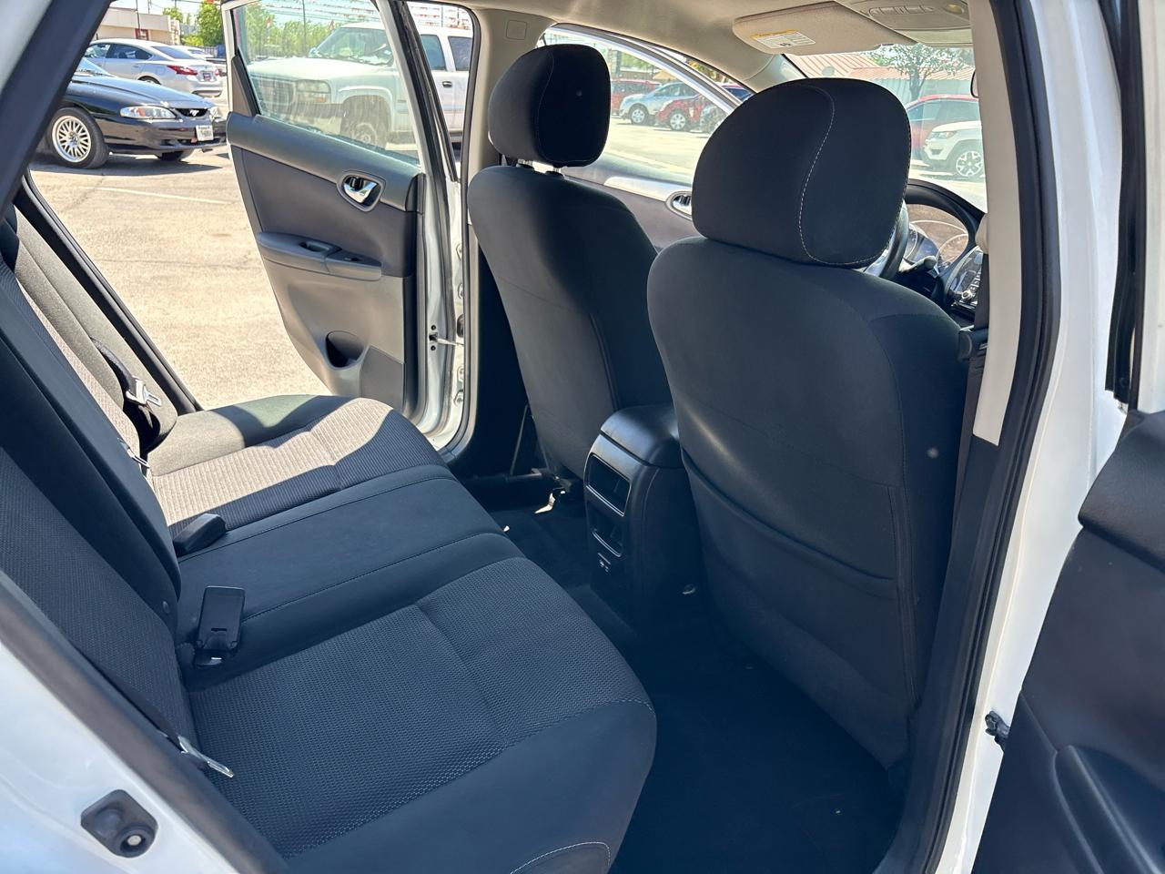 Nissan Sentra S CVT 2019