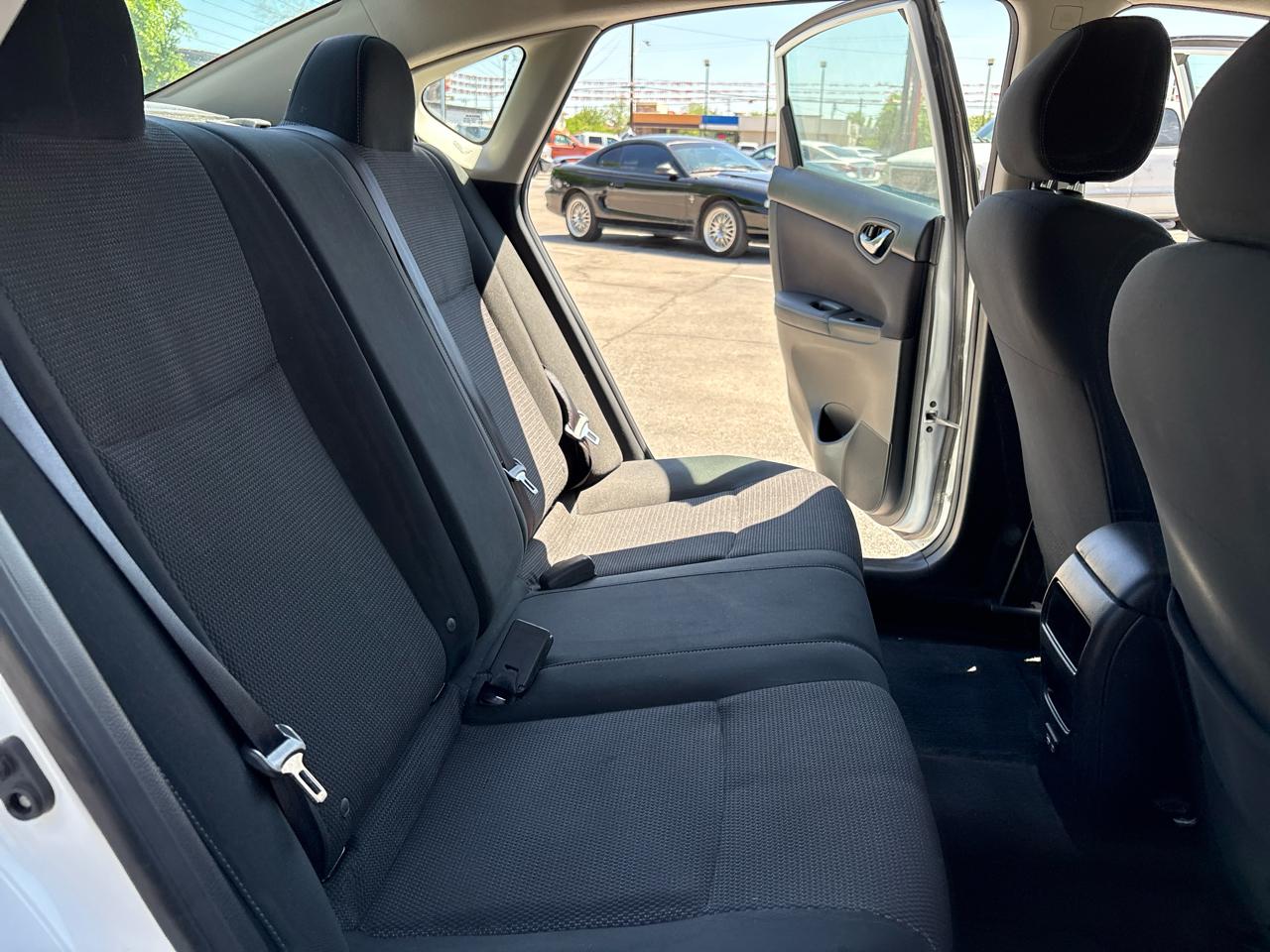 Nissan Sentra S CVT 2019