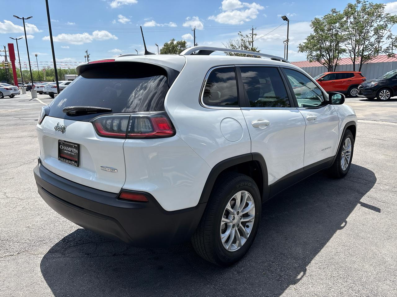 Jeep Cherokee Latitude FWD 2019